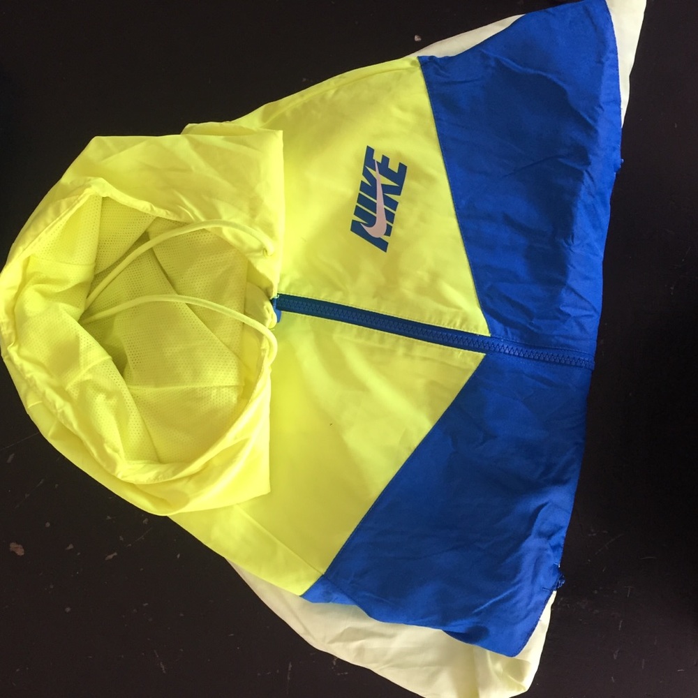 Nike Windbreaker